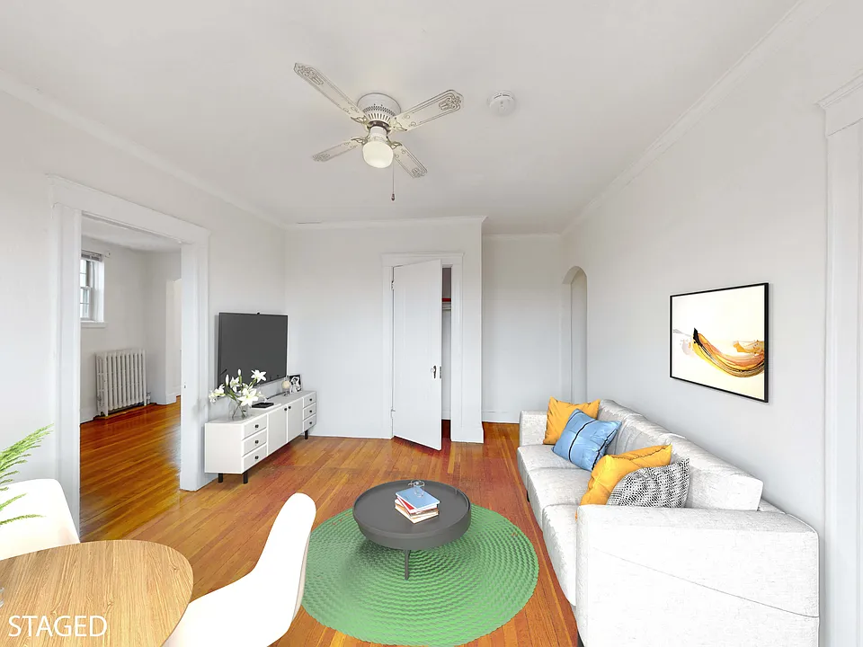 15 Governors Ave #24