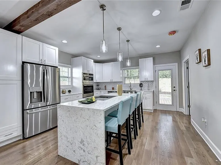 663 Bryan St SE — Photo 6