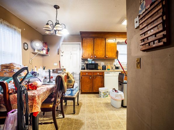 columbia-south-carolina-447601093 picture