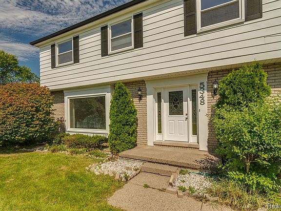 3rd image of 5348 Centerbrook Dr