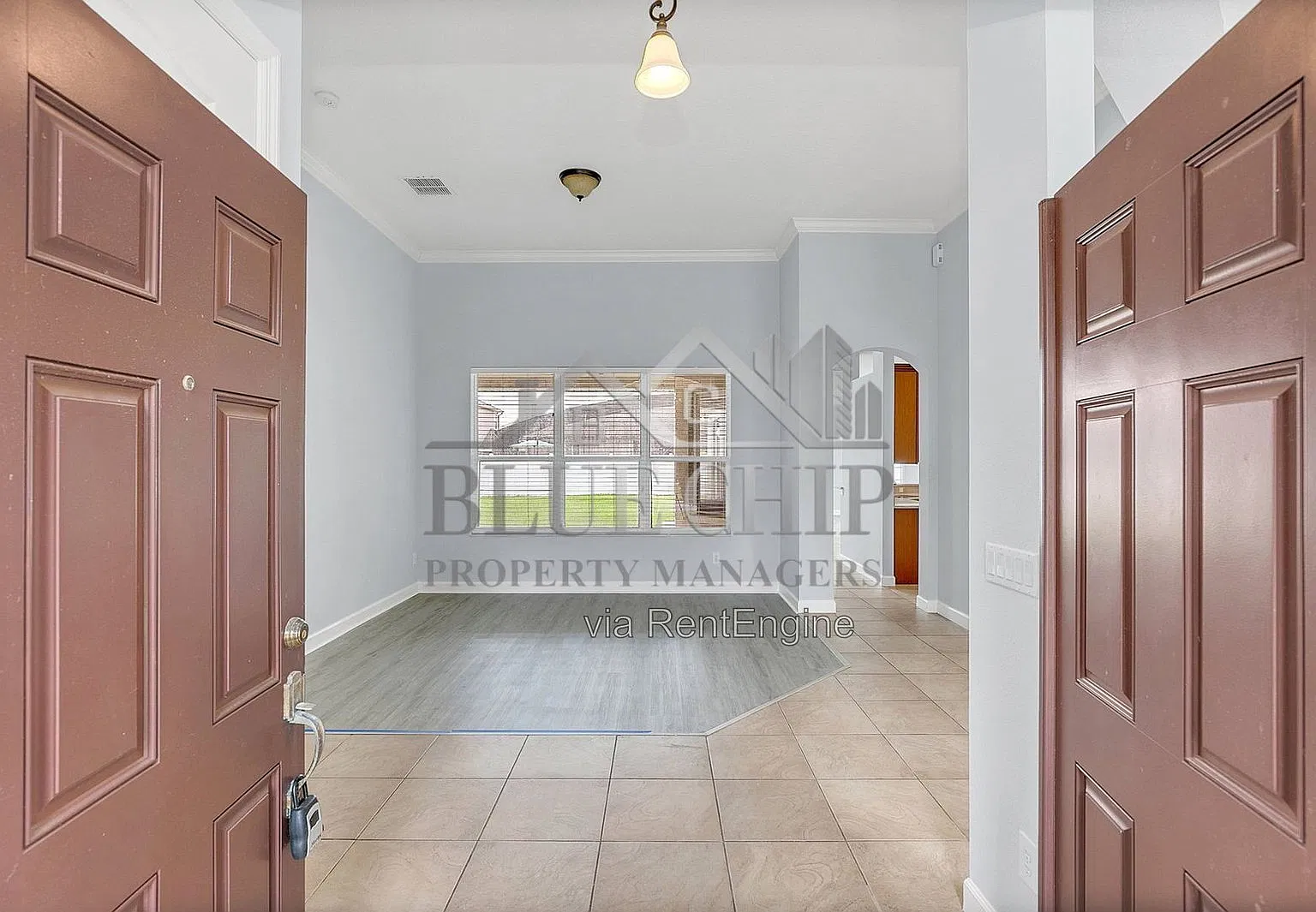 4 bed, 3.0 bath, 2555 sqft, $3,100 — Photo 3