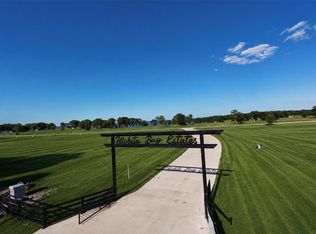 421 Caro Dr, West Tawakoni, TX 75474