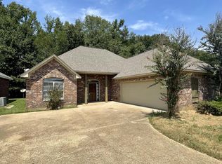 125 Stapleton Dr, Canton, MS 39046