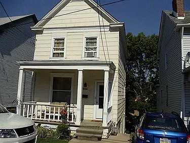 2106 Plainview Ave photo 1