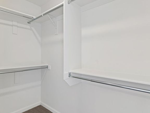 Albright Walk-In Closet