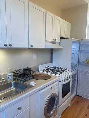 Rented by RXB REALTY GROUP | media 10