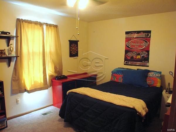 2nd image of 305 Griffin Gate