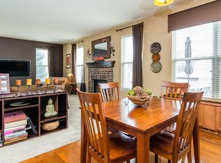328 Fox Bend Cir, Bolingbrook, IL 60440