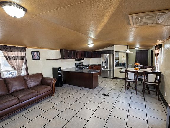 5th image of 340 W 920 S #16