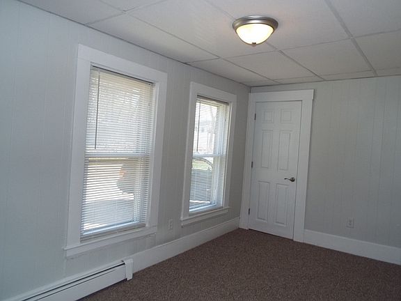 2nd image of 4 W Park St #1R