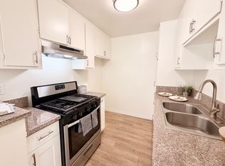 16275 Woodruff Ave #8, Bellflower, CA 90706