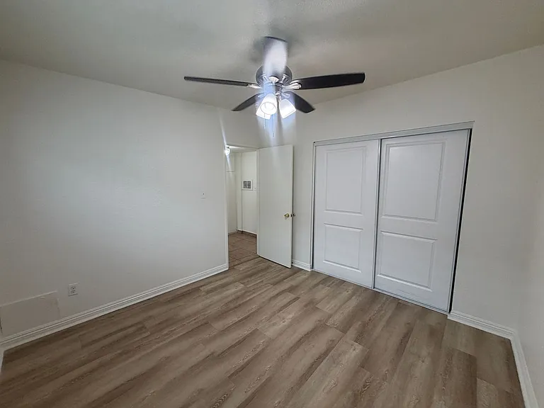 840 Martin Luther King Jr Ave — Photo 13