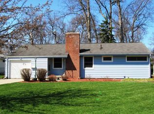 236 Fairfield Rd, Avon Lake, OH 44012