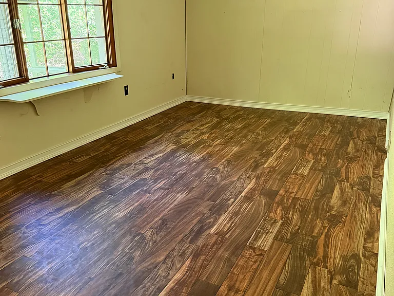 54 Tree Top Ln — Photo 37