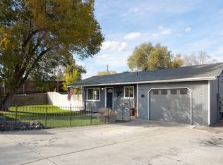 2651 SW Glacier Ave, Redmond, OR 97756