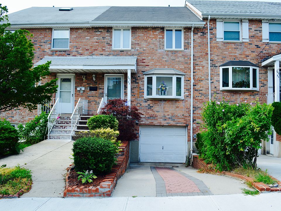 1st image of 24003 67th Ave