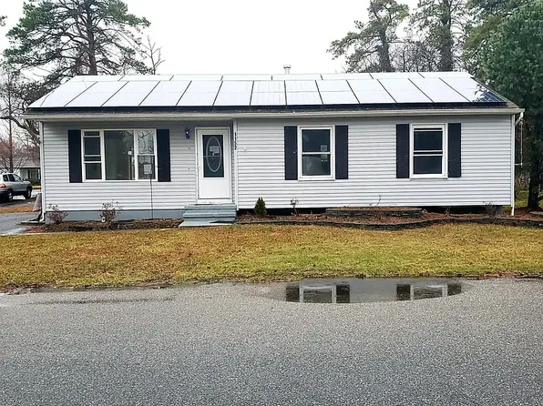 1152 Longboat Ave, Beachwood, NJ 08722