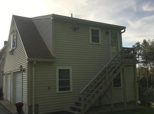 829 Plymouth St #A, Halifax, MA 02338