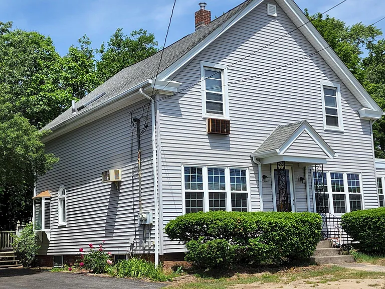 735 Newport Ave #1 — Photo 1