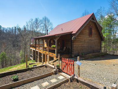 1670 Brick Haven Ln, Hillsville, VA, 24343
