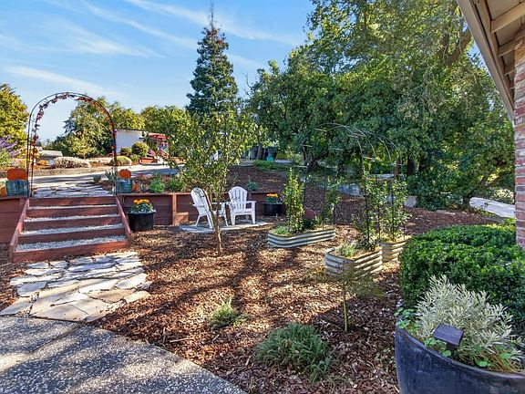 2nd image of 8355 Hidden Valley Cir