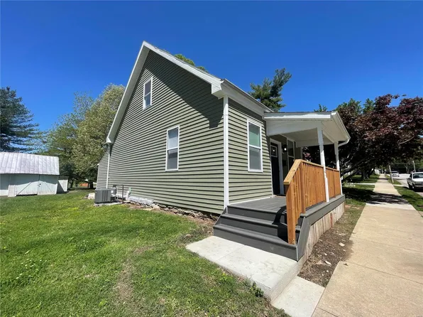 257 N Main St, Waterloo, IL 62298