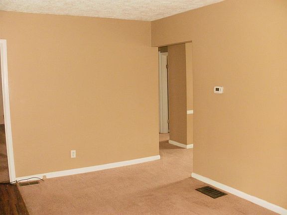 5th image of 552 Southridge Dr
