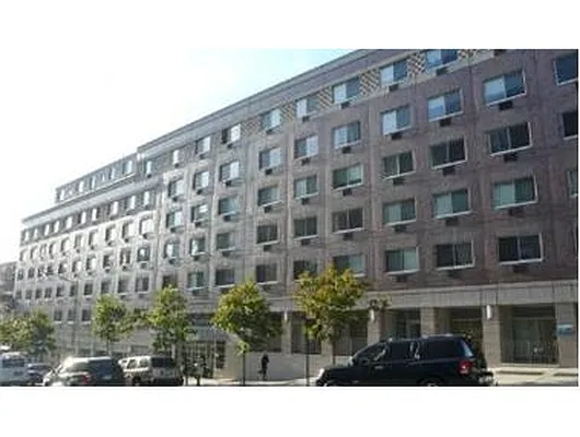 Rented by Douglas Elliman | media 38