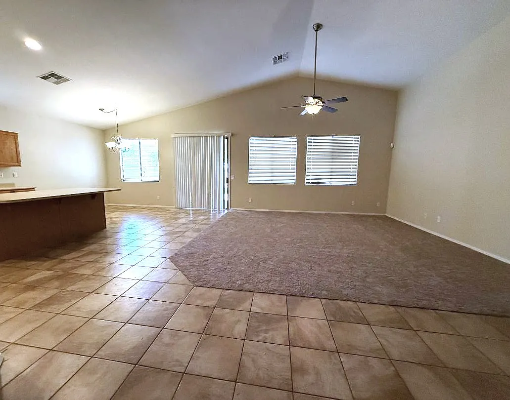 3 bed, 1689 sqft, $2,350 — Photo 1
