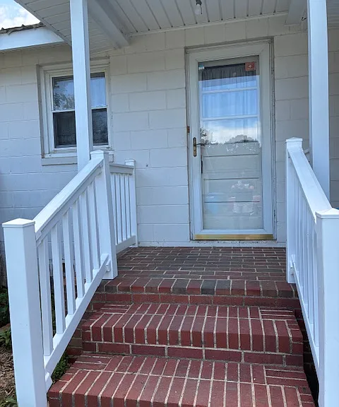 1468 Hilltop St — Photo 12