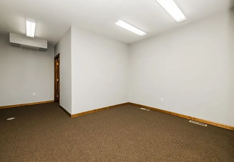 226 N Broad St #B — Photo 8
