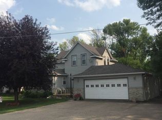 109 7th St SW, Glyndon, MN 56547