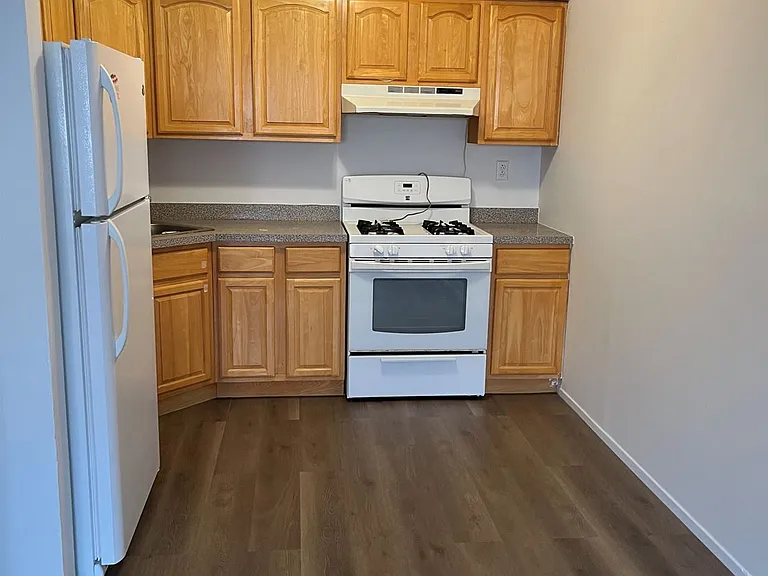 16 Palisade St #1B — Photo 4