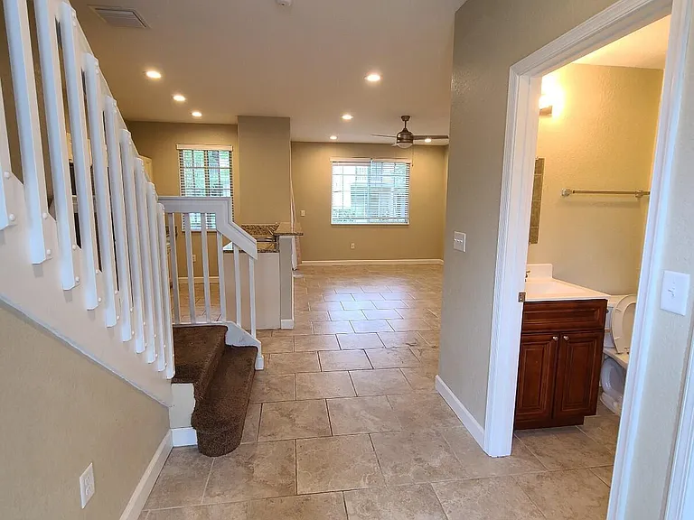 1952 Flamingo Pl — Photo 1