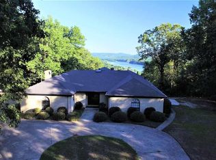 720 Dogwood Trl, Gadsden, AL 35901