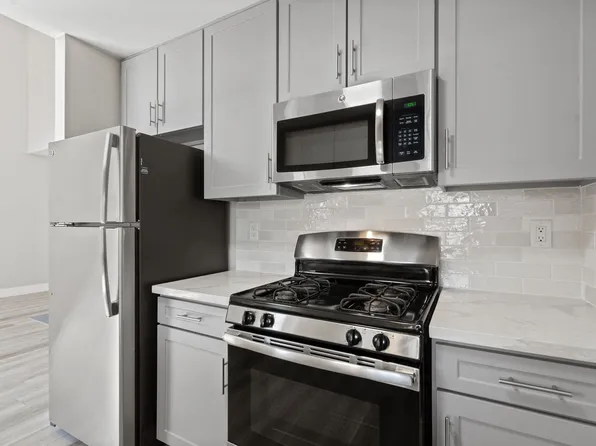 Deer Valley Apartment Homes