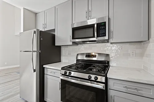 Deer Valley Apartment Homes Photo 1