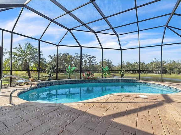 3rd image of 8553 SW Aviary Rd