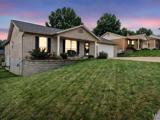 45 Wampler Dr, Arnold, MO 63010