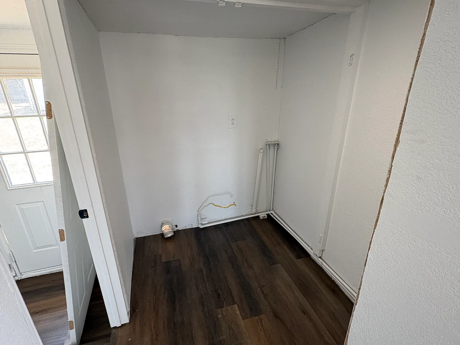 3 bed, 1121 sqft, $1,300 — Photo 3