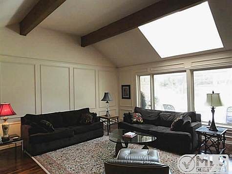 2nd image of 4001 Windermere Dr