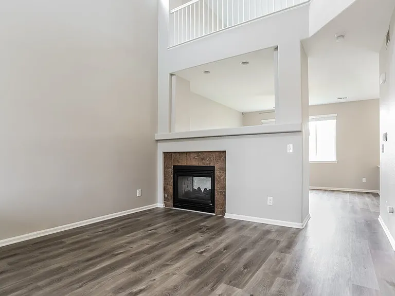 1162 S Fultondale Cir — Photo 5