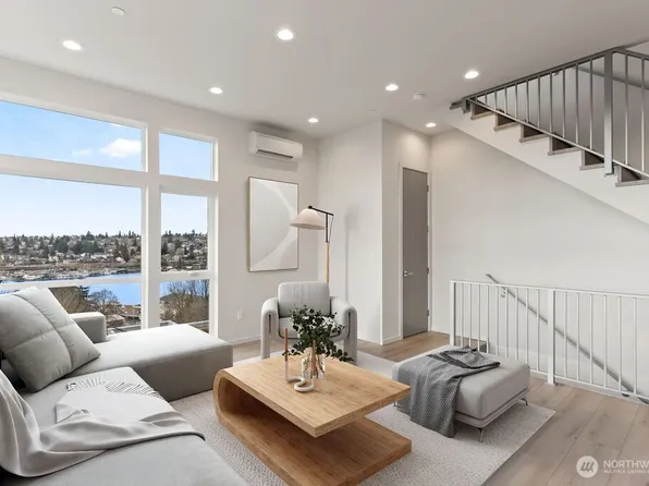 2921 Franklin Avenue E #B, Seattle, WA 98102