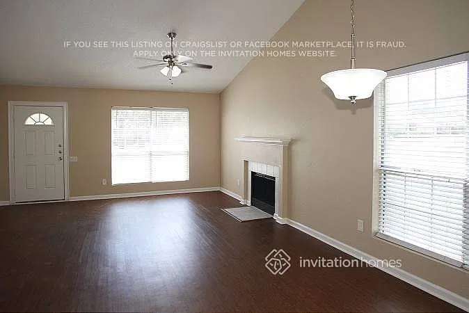 501 Kalmia Dr Arlington, TX 76018 — Photo 3