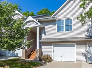 4824 63rd St, Urbandale, IA 50322