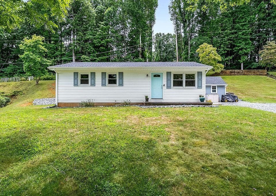1st image of 4385 Wayside Dr