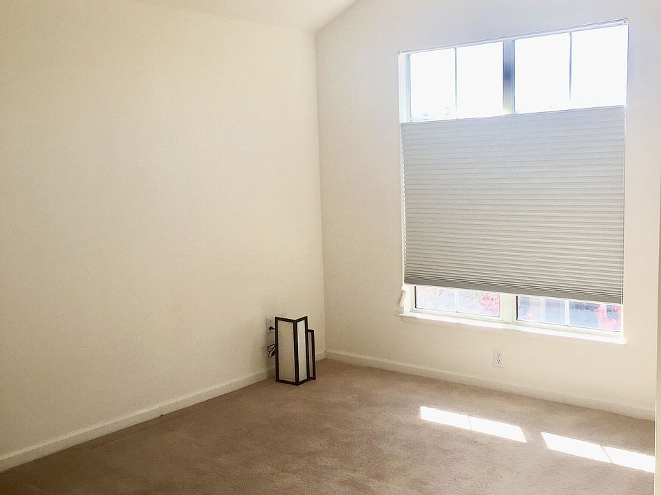 2nd image of 150 Alley Way