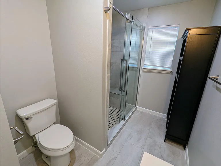 4714 Oakshire Dr #2 — Photo 13