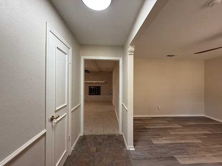 5204 Winifred Dr — Photo 5