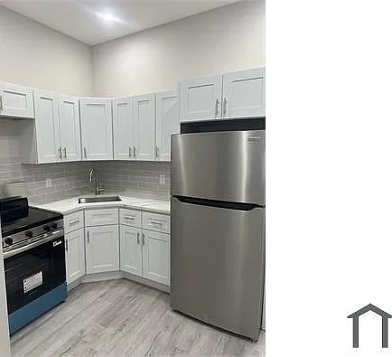 751 N 44th St — Photo 11